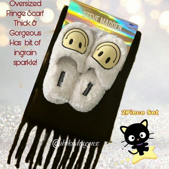 NWT Coordinated Sets Steve Madden Emogi Happy Slippers and Oversized Scarf - Picture 15 of 16